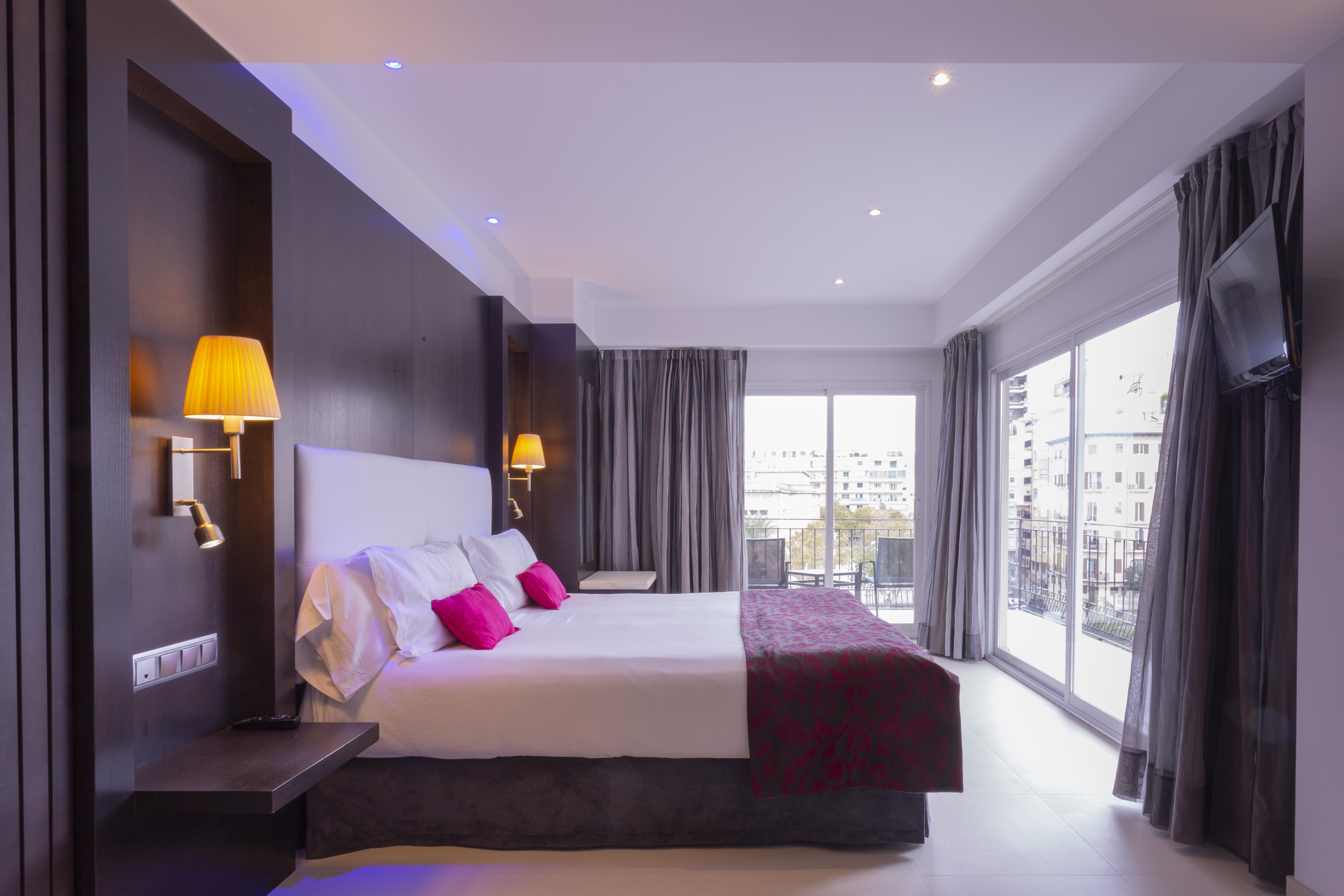 Hotel Saratoga ปัลมาเดมายอร์กา ภายนอก รูปภาพ